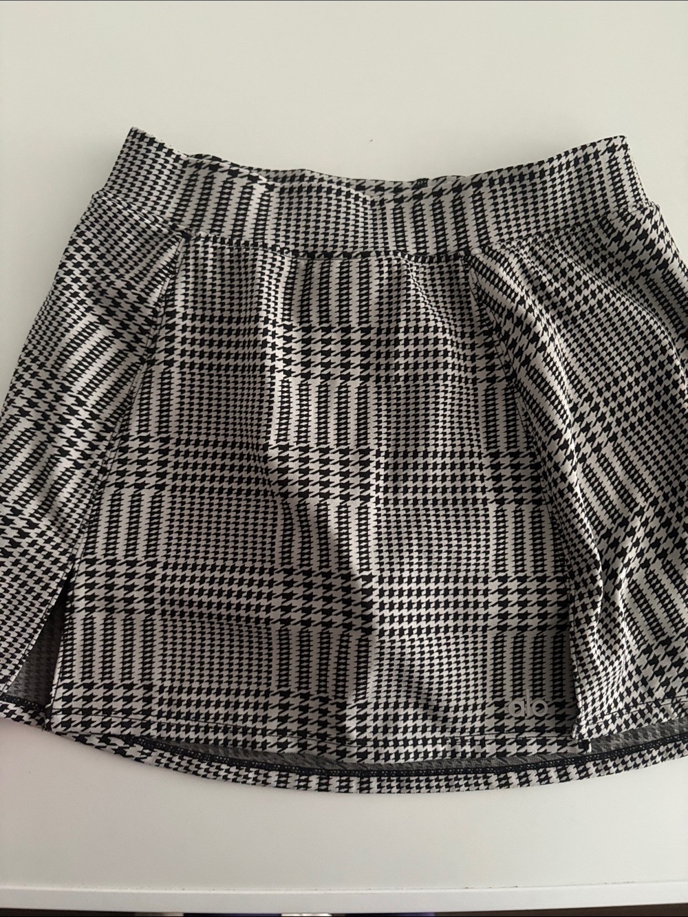 ALO Yoga Black & White Plaid Skater Skirt